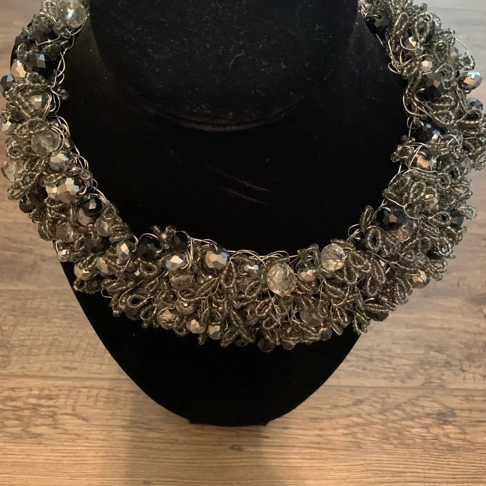 NEW Stunning Statement Necklace - Picture 4 of 7